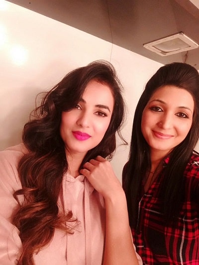 Leena Puri has done makeup on Sonal Chauhan (Bollywood Actress)